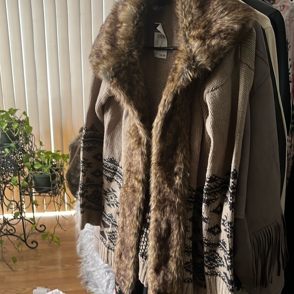 Rue21 Sweaters - NWT RARE Fur Trimmed western motif sweater coat Small